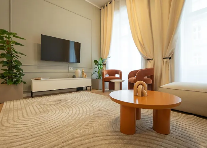 Chic & Cozy 104m2 Flat, Walk To Attractions Appartement