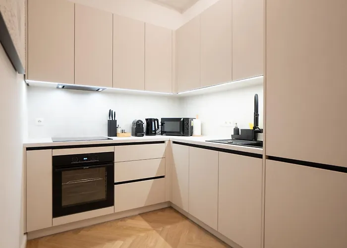 Chic & Cozy 104m2 Flat, Walk To Attractions Appartement *