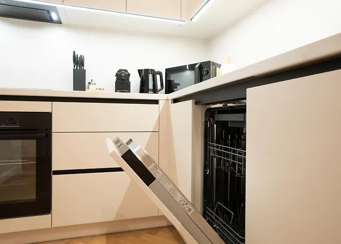 Chic & Cozy 104m2 Flat, Walk To Attractions Appartement Vienne