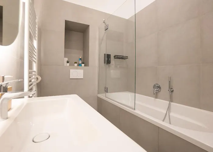 Chic & Cozy 104m2 Flat, Walk To Attractions Appartement