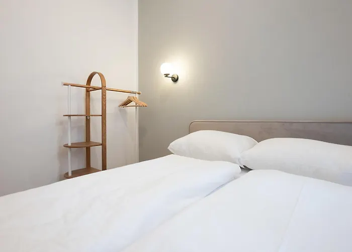 Chic & Cozy 104m2 Flat, Walk To Attractions Appartement